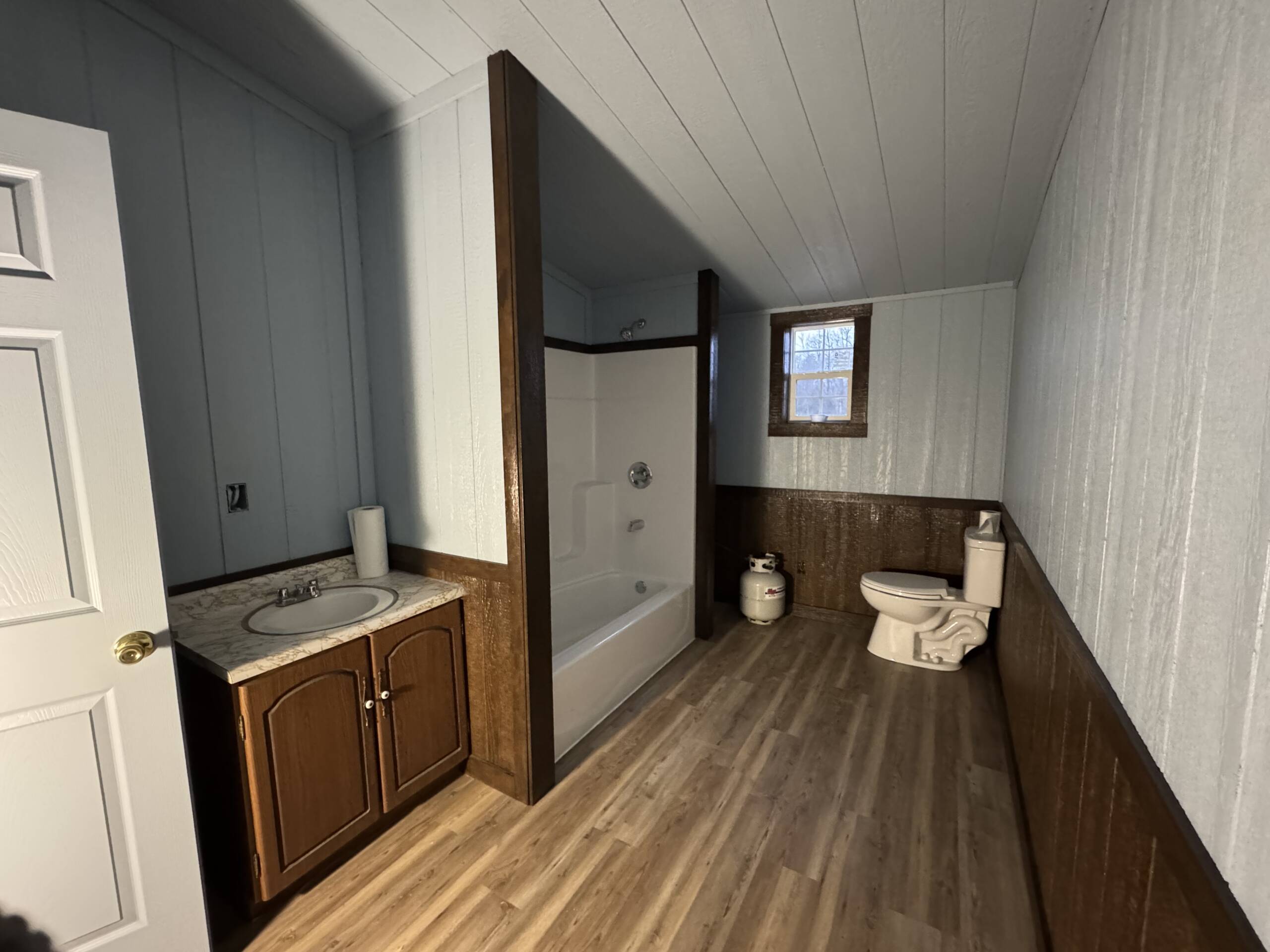 Recreational Cabin & Mudroom - Image 12
